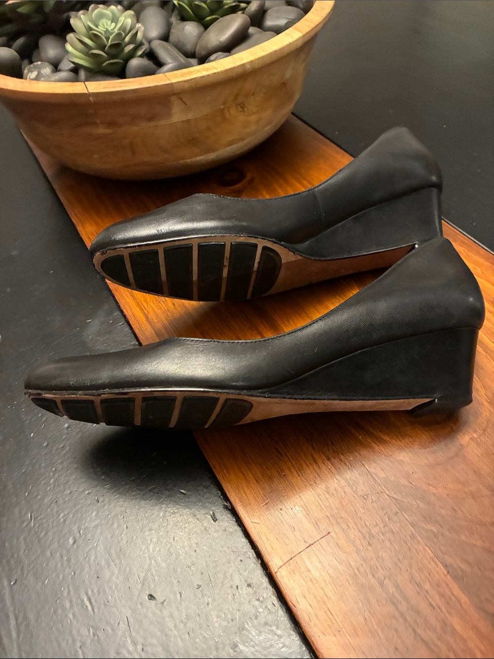 Cole Haan Black Leather Classic Wedge Pumps 8.5 - Picture 16 of 16